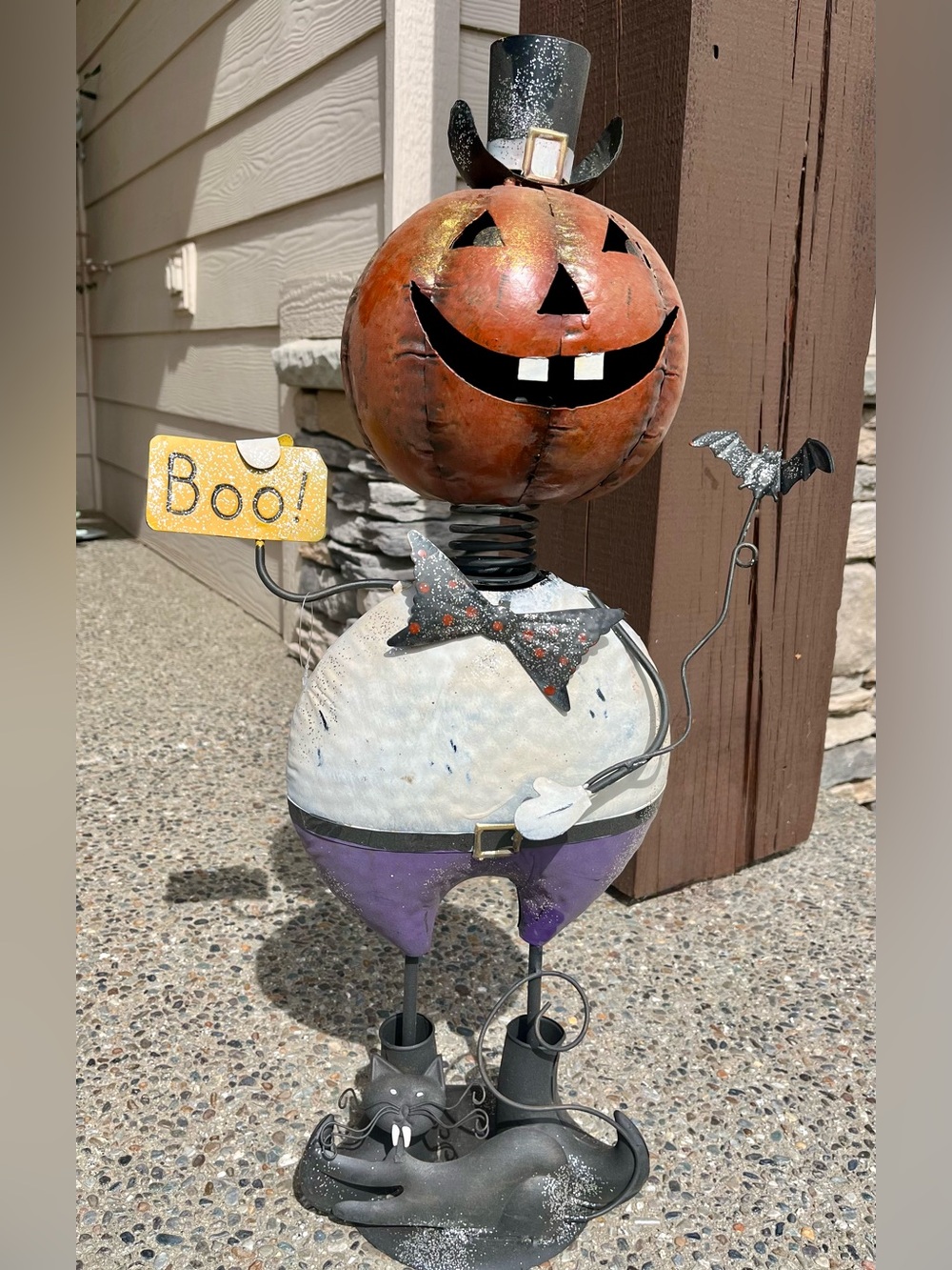 Halloween Pumpkin Man Metal Sculpture with Glittery Bobble Head and Wiggly Bats